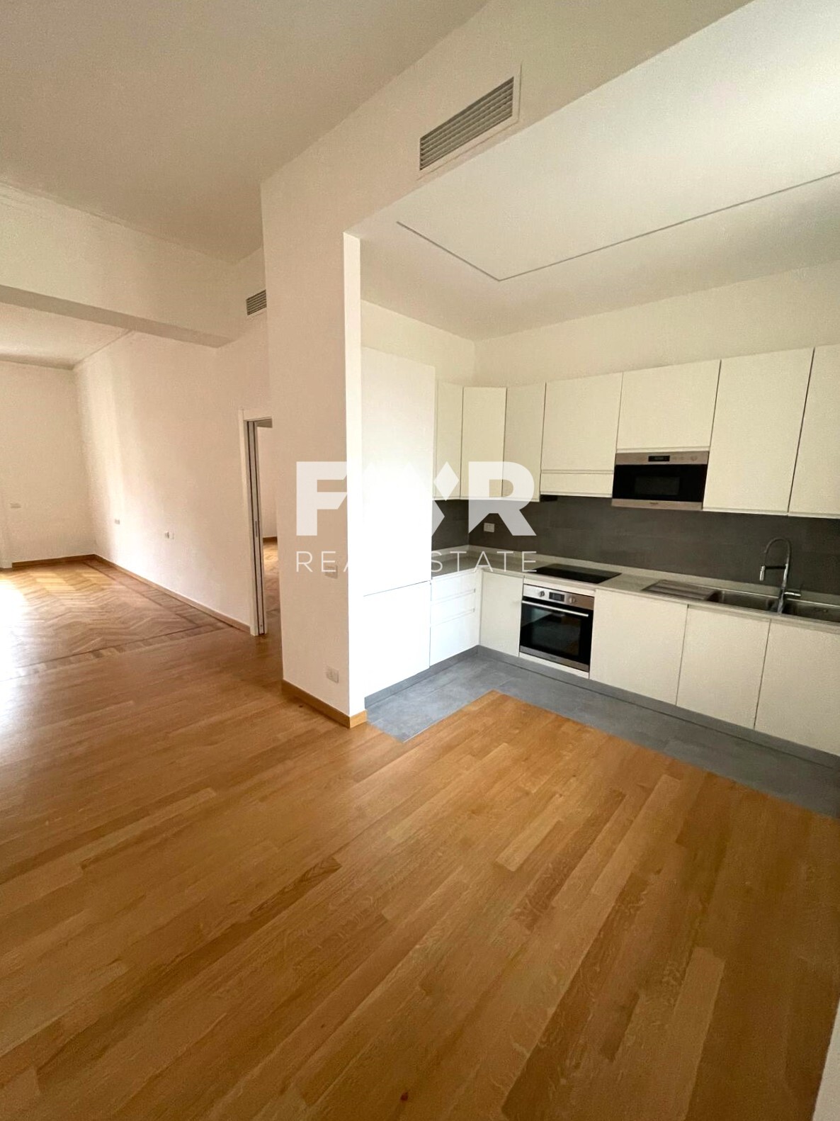 2 Piazza Santa Maria Beltrade, MILANO, 3 Stanze da Letto Stanze da Letto, ,3 BathroomsBathrooms,Residenziale,In affitto,Piazza Santa Maria Beltrade,1192